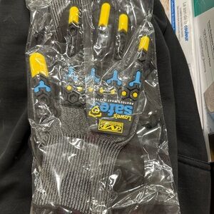 Garden work gloves